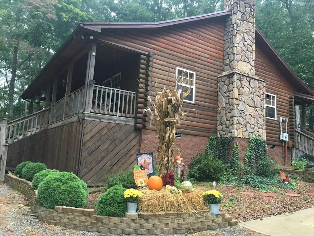 Tn State Parks Open! Hikes, Waterfalls, Firepits! Spencer Bagian luar foto
