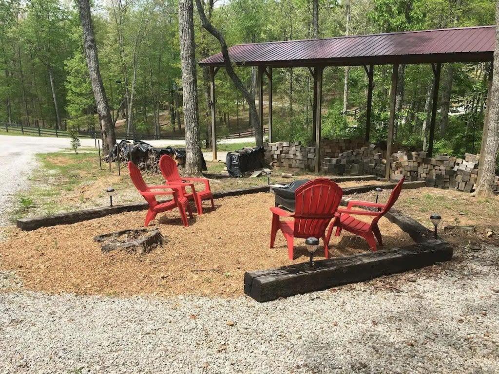 Tn State Parks Open! Hikes, Waterfalls, Firepits! Spencer Bagian luar foto